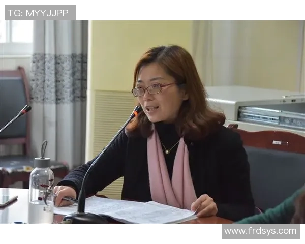 与张芳对话探讨她在英雄联盟中的职业生涯与成长之路