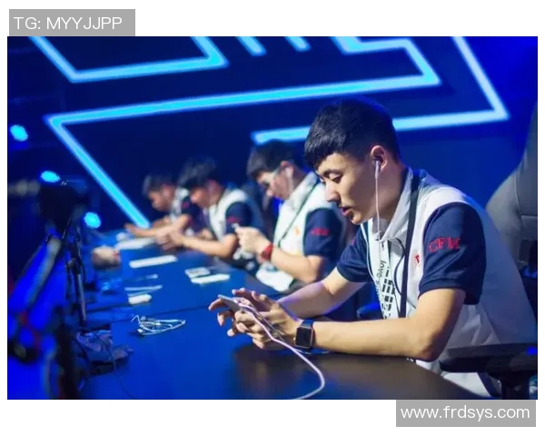 对话王芳：探索和平精英职业生涯背后的故事与挑战