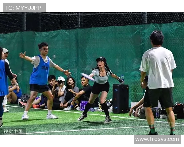 广州飞盘队的耐力变革引发热议探索飞盘运动的新风潮与发展潜力